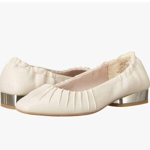 Anne Klein SZ 10 Calliope Bone Ballet Flat Metallic Heel IFlex Comfort Office